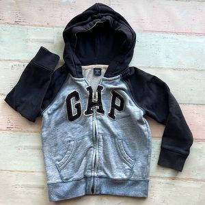 Baby Gap Hooded sweater size 5T